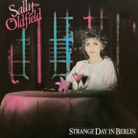 Oldfield, Sally - Strange Day In Berlin, UK